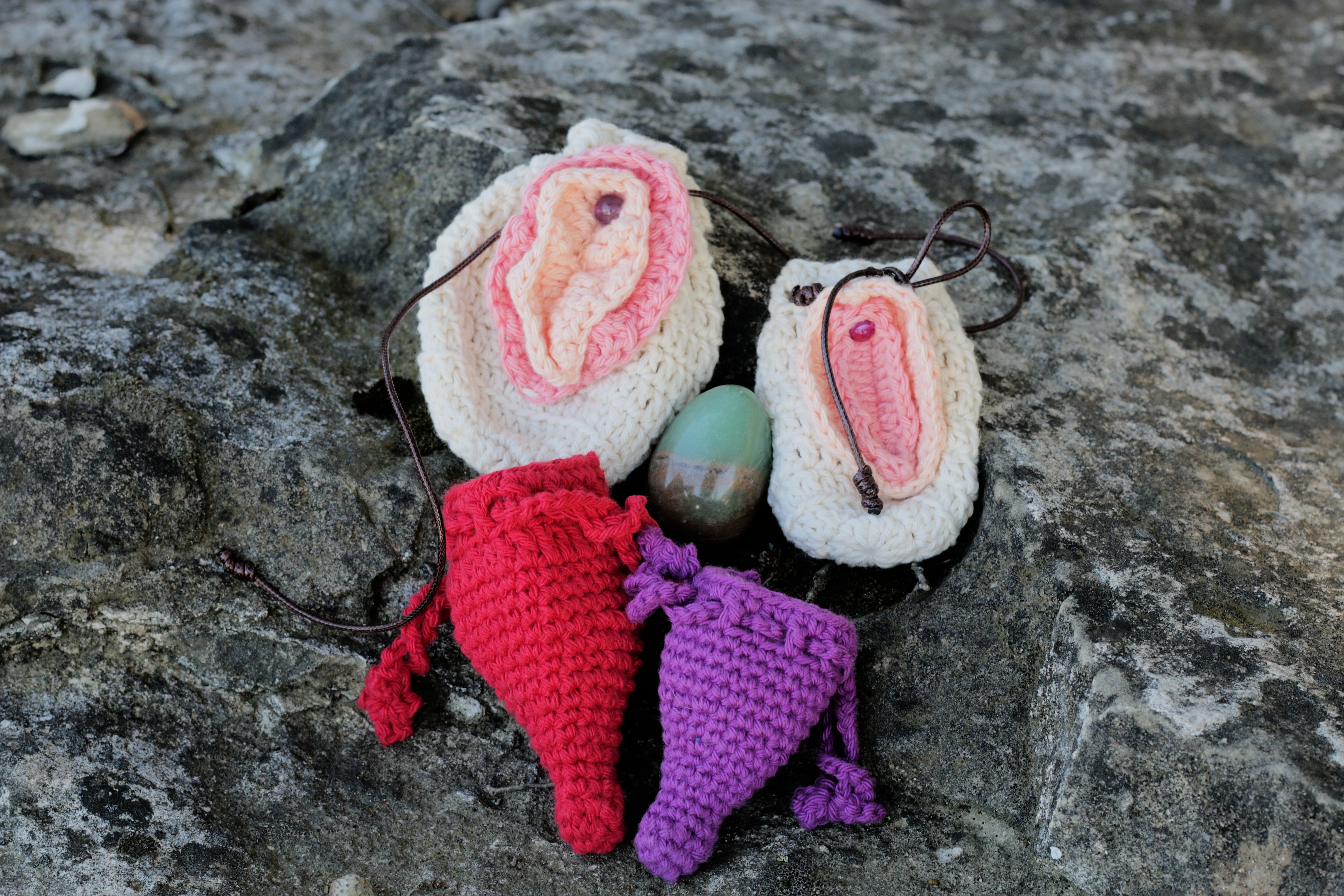 Mama Uterus | Bolsitas de Crochet